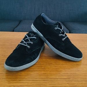 Creative Recreation Men's Shoes Size 9